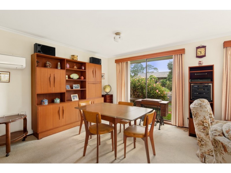 1 West Court, Cowes VIC 3922