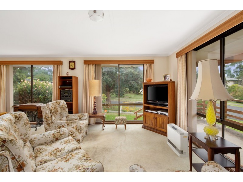 1 West Court, Cowes VIC 3922