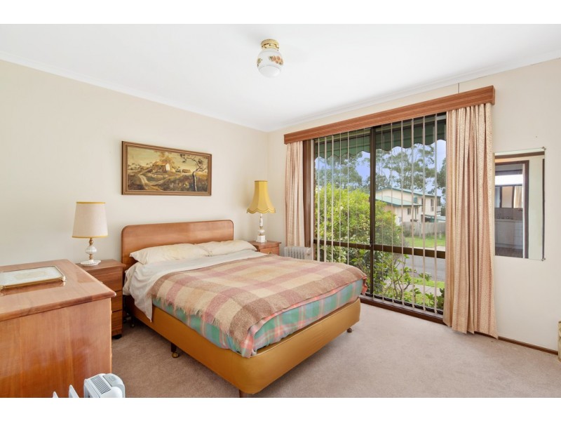 1 West Court, Cowes VIC 3922