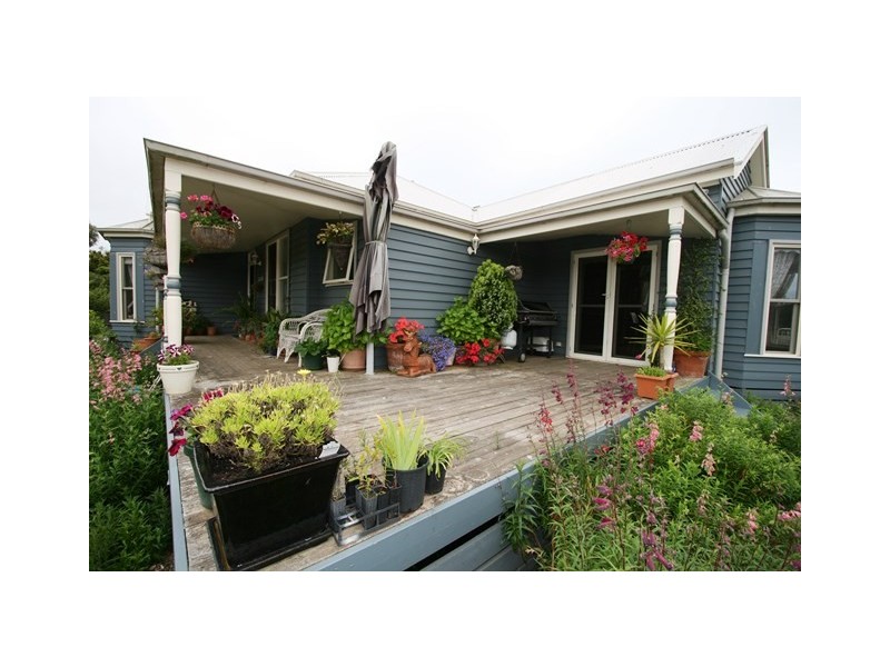 30 Jeury Court, Cowes VIC 3922