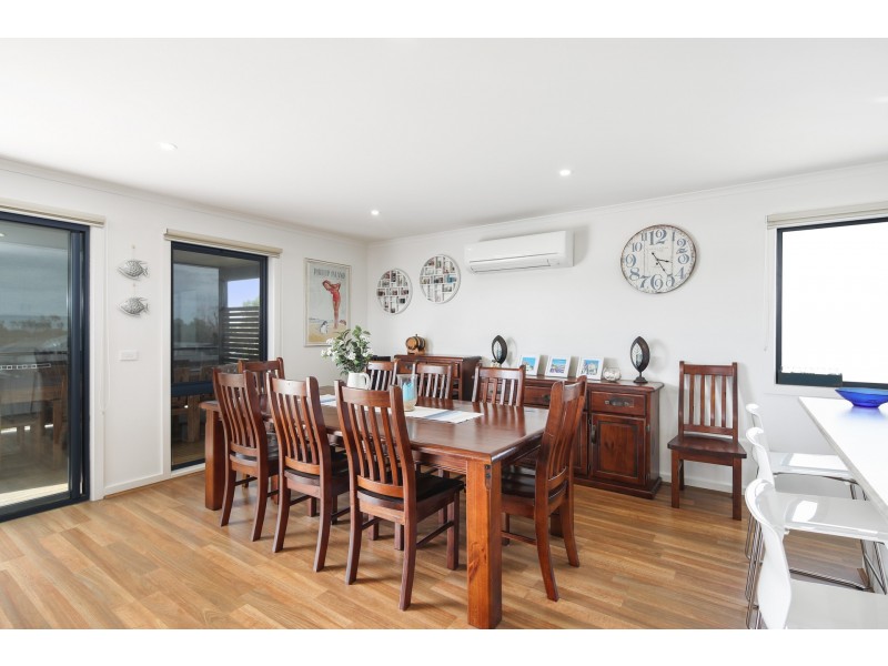 5 Possum Place, Cowes VIC 3922