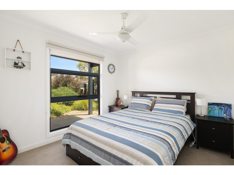5 Possum Place, Cowes VIC 3922