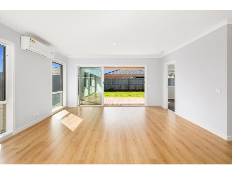 30 Everton Drive, Cowes VIC 3922