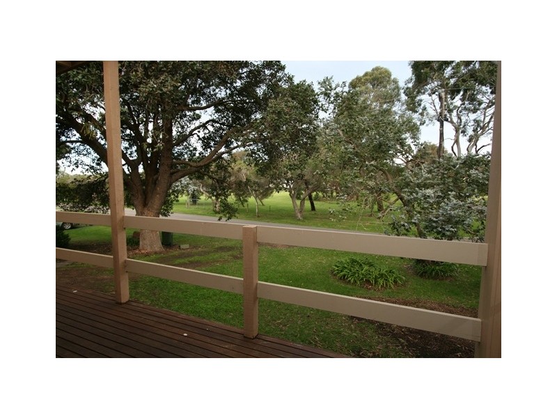 27 Honeysuckle Grove, Silverleaves VIC 3922