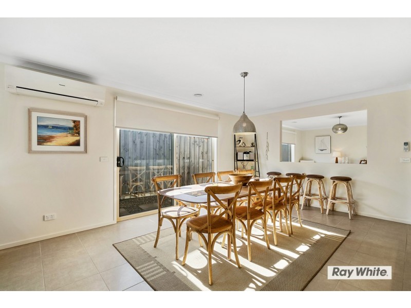 22 Wagtail Way, Cowes VIC 3922