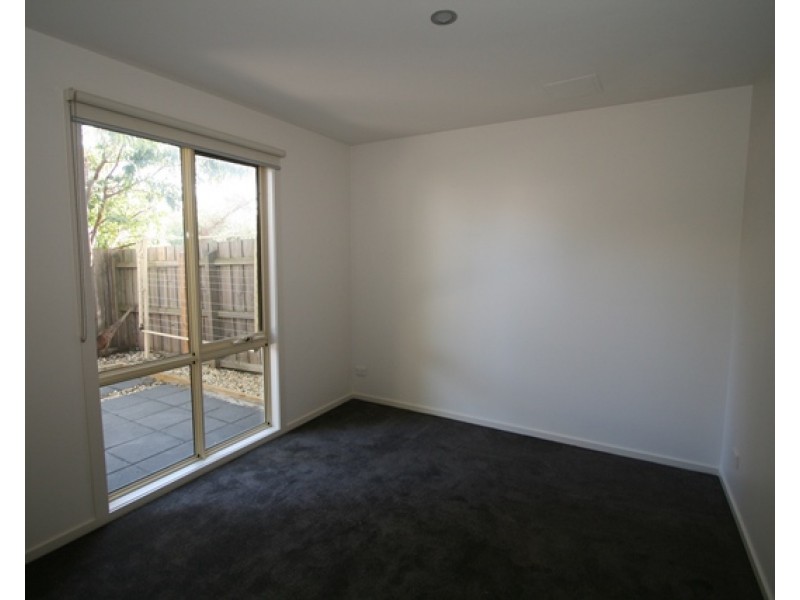 4/165 Marine Parade, San Remo VIC 3925