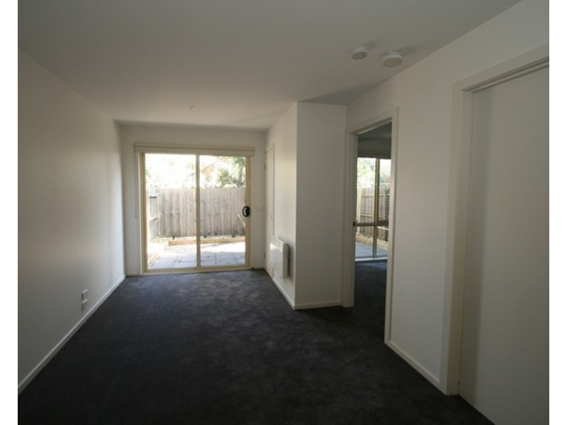 4/165 Marine Parade, San Remo VIC 3925