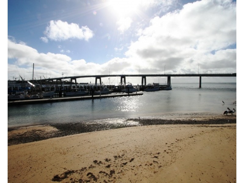 4/165 Marine Parade, San Remo VIC 3925