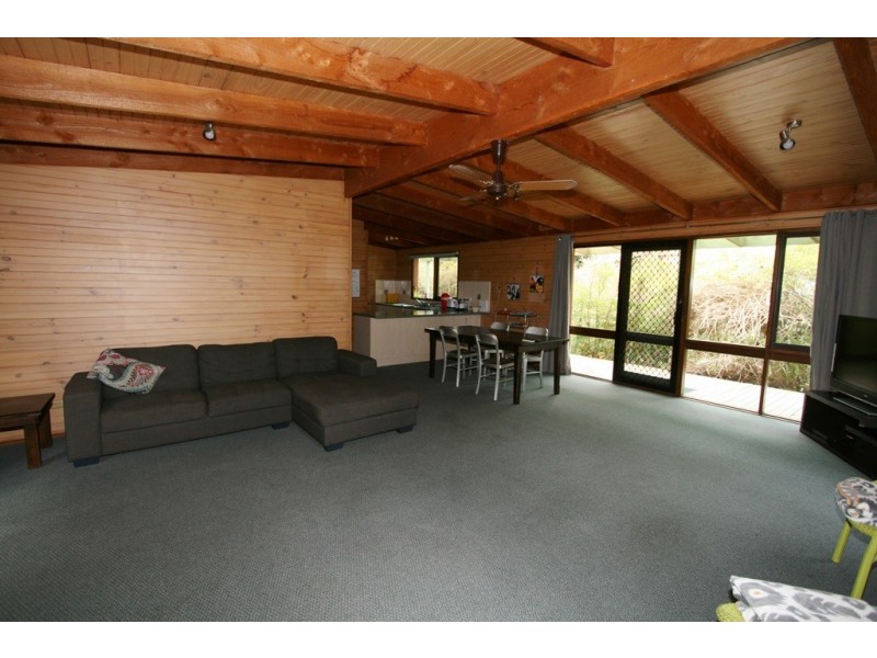 67 Hobsons Parade, Cowes VIC 3922