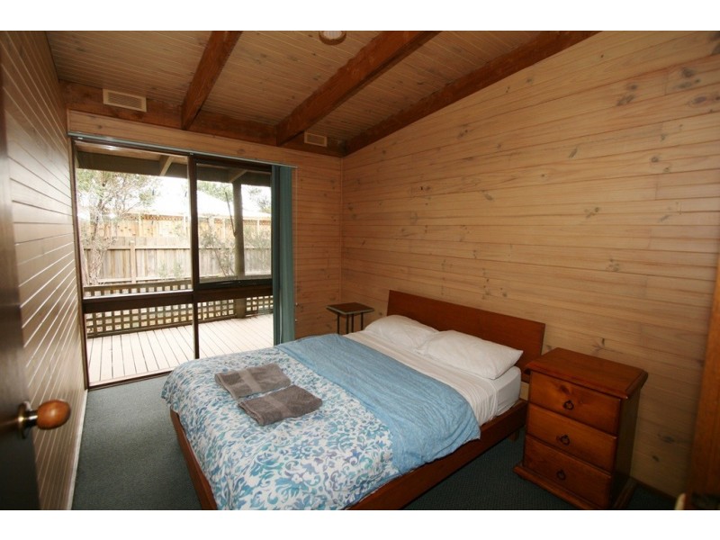 67 Hobsons Parade, Cowes VIC 3922