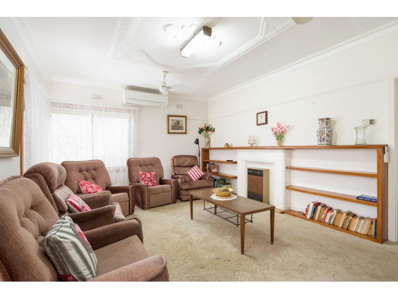 69 Chapel Street, Cowes VIC 3922