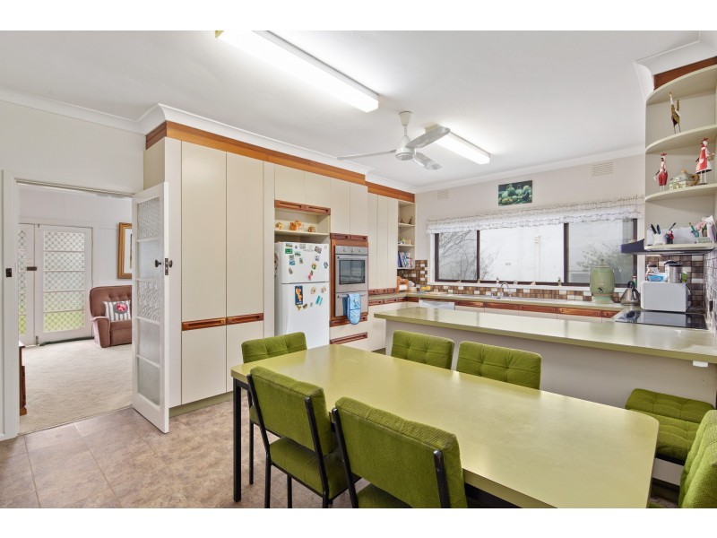 69 Chapel Street, Cowes VIC 3922