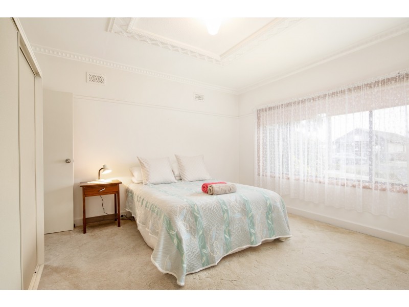 69 Chapel Street, Cowes VIC 3922
