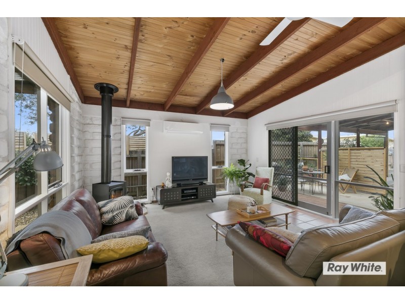 2 Morgan Street, Cowes VIC 3922