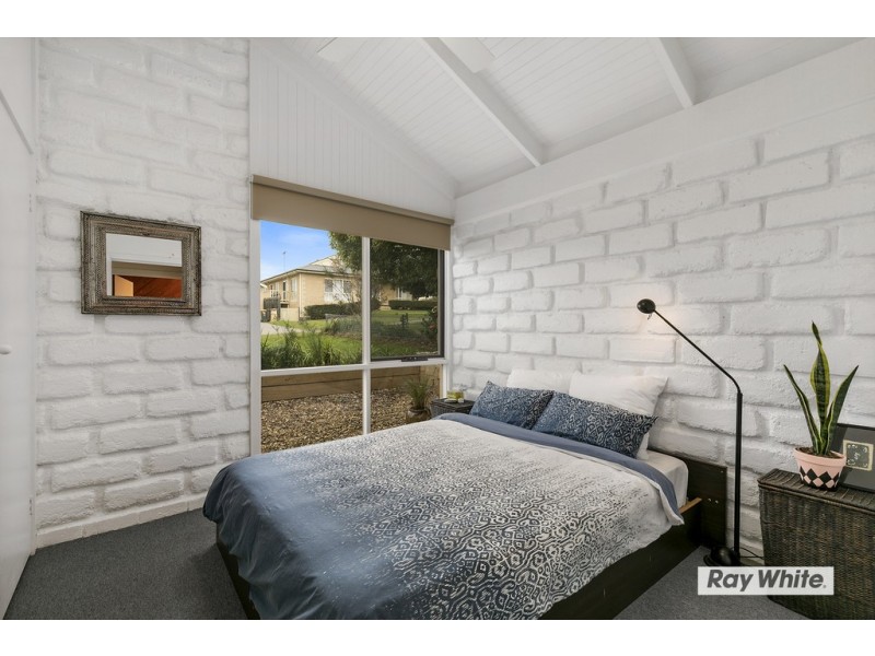 2 Morgan Street, Cowes VIC 3922