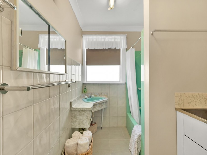 28 Mountainview Avenue, Ventnor VIC 3922