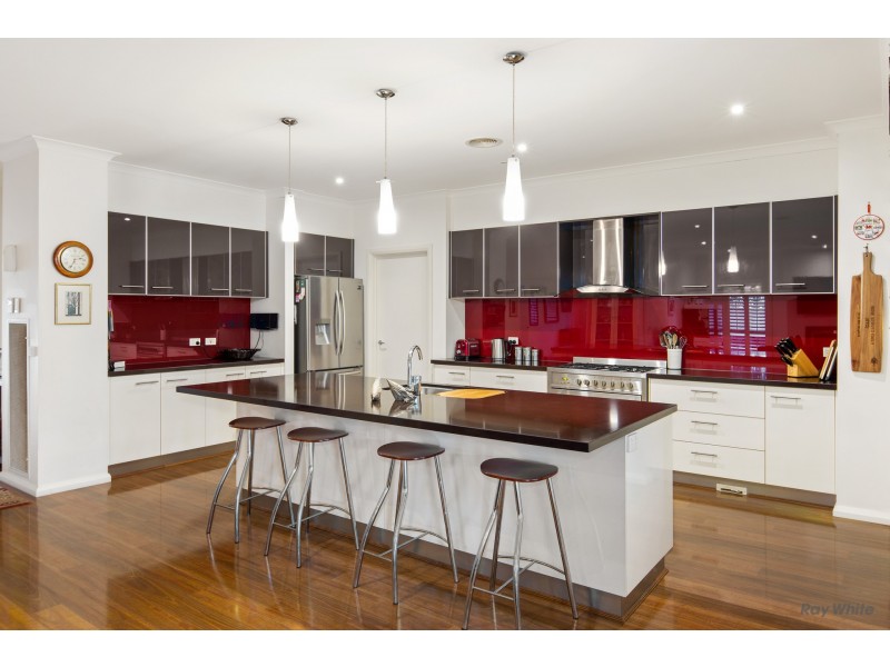 16 Boobook Grove, Cowes VIC 3922