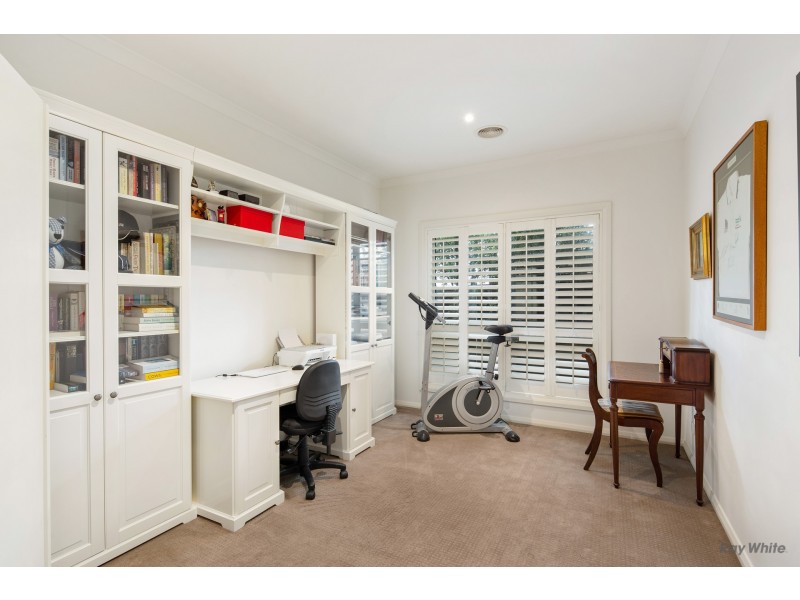 16 Boobook Grove, Cowes VIC 3922