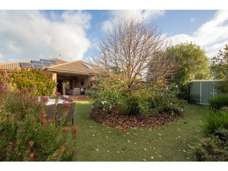 16 Boobook Grove, Cowes VIC 3922
