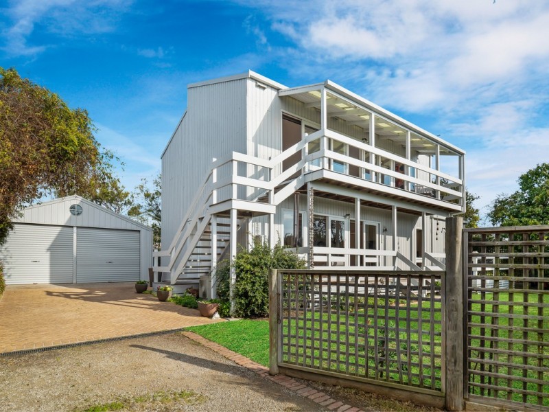 1/2-4 Bellavista Road, Cowes VIC 3922
