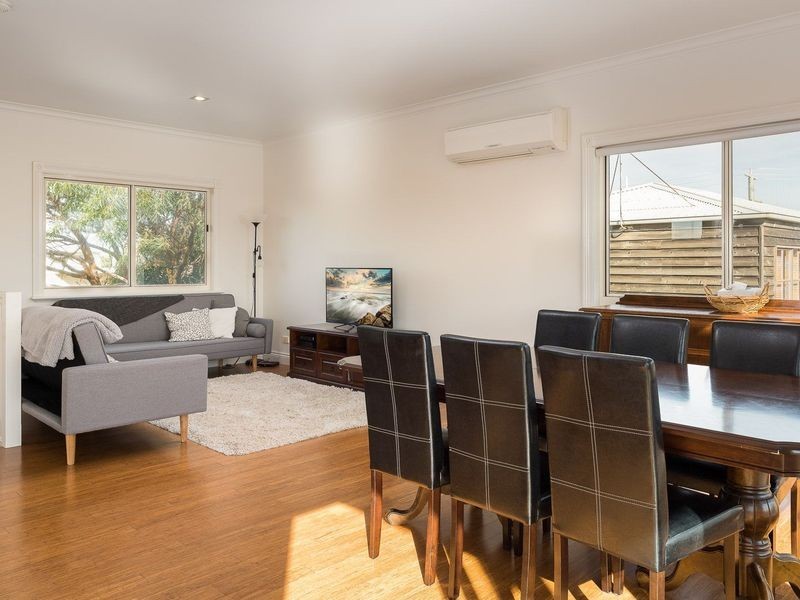 39 Sunderland Bay Road, Surf Beach VIC 3922