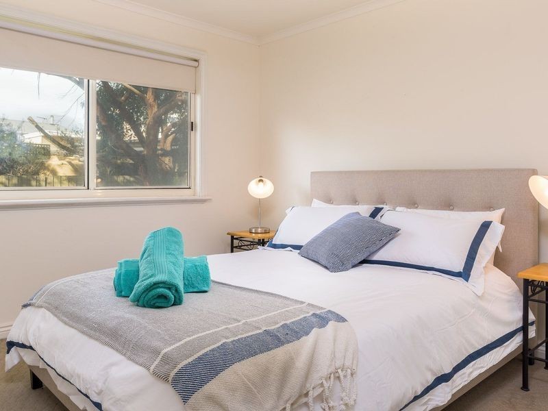 39 Sunderland Bay Road, Surf Beach VIC 3922