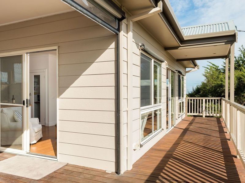 39 Sunderland Bay Road, Surf Beach VIC 3922