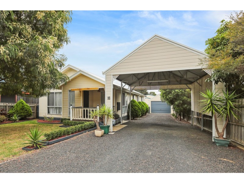 18 Mountainview Avenue, Ventnor VIC 3922