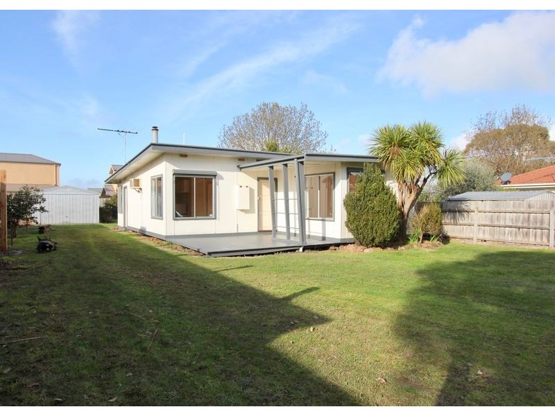 35 Monash Avenue, Cowes VIC 3922