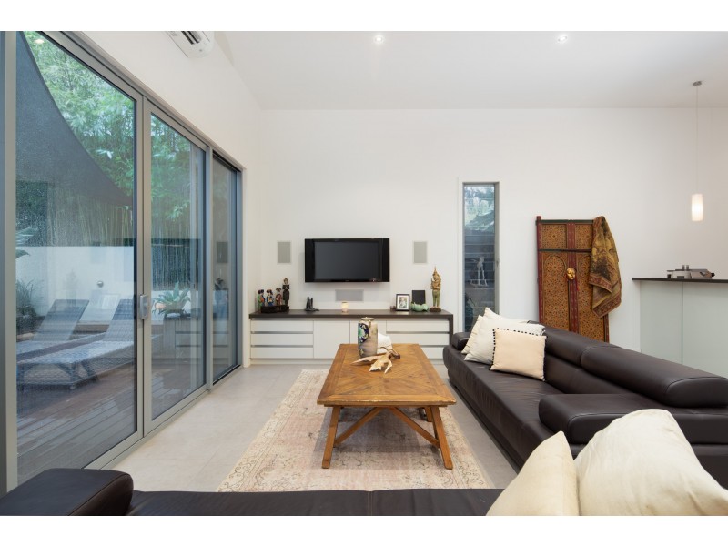 27 Hollywood Crescent, Smiths Beach VIC 3922