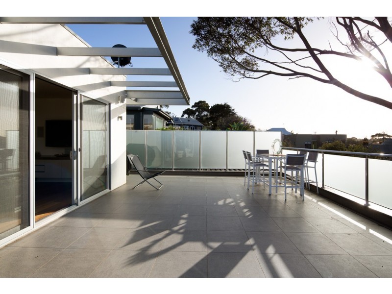 27 Hollywood Crescent, Smiths Beach VIC 3922