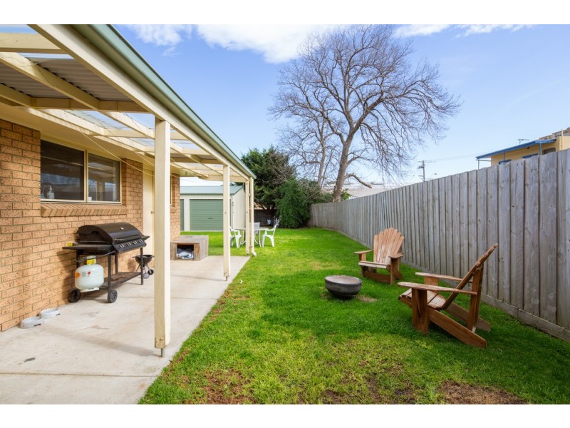21 Edgar Road, San Remo VIC 3925