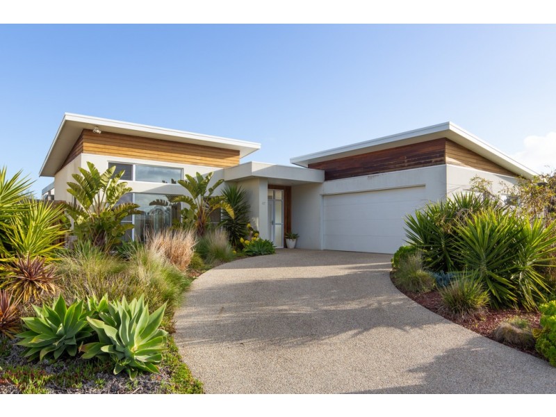 47 Settlement Road, Cowes VIC 3922