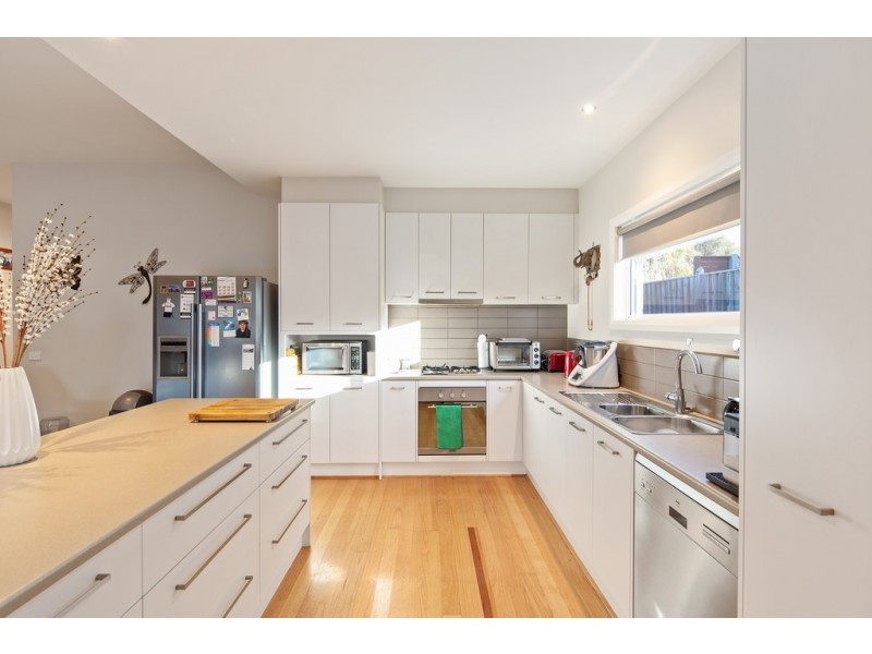 5 Dianella Way, Cowes VIC 3922