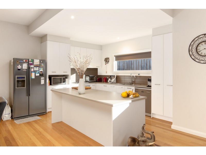 5 Dianella Way, Cowes VIC 3922