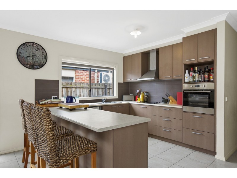 32 Boardwalk Boulevard, Cowes VIC 3922