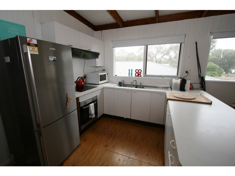 10 Teddy Bear Lane, Cowes VIC 3922