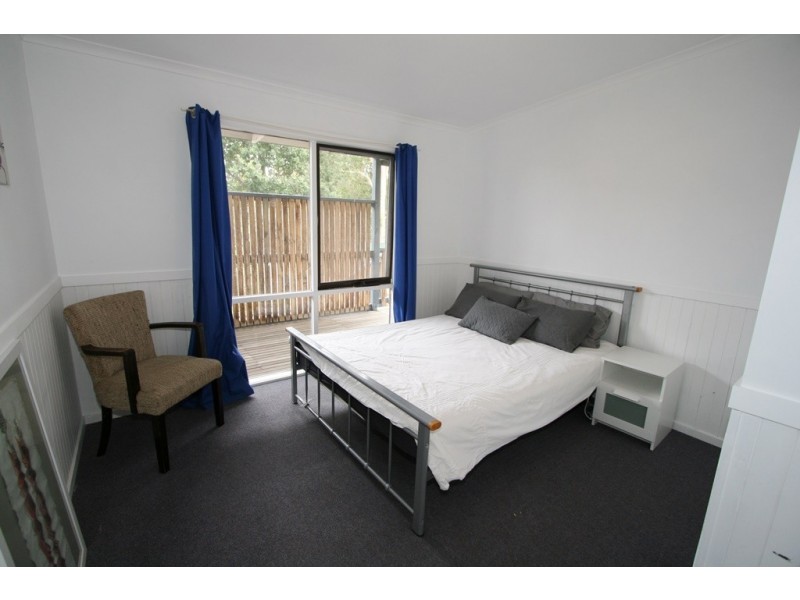10 Teddy Bear Lane, Cowes VIC 3922