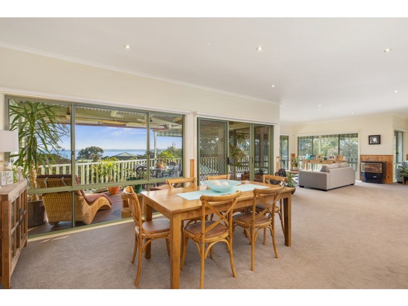 12-14 Red Rocks Road, Cowes VIC 3922