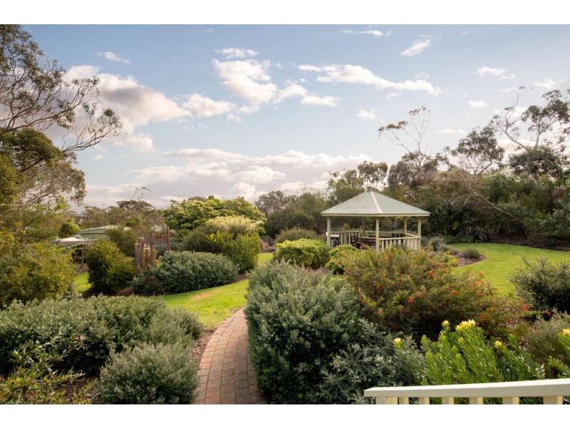 12-14 Red Rocks Road, Cowes VIC 3922