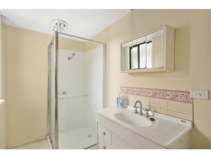 2 Ti Tree Drive, Cowes VIC 3922