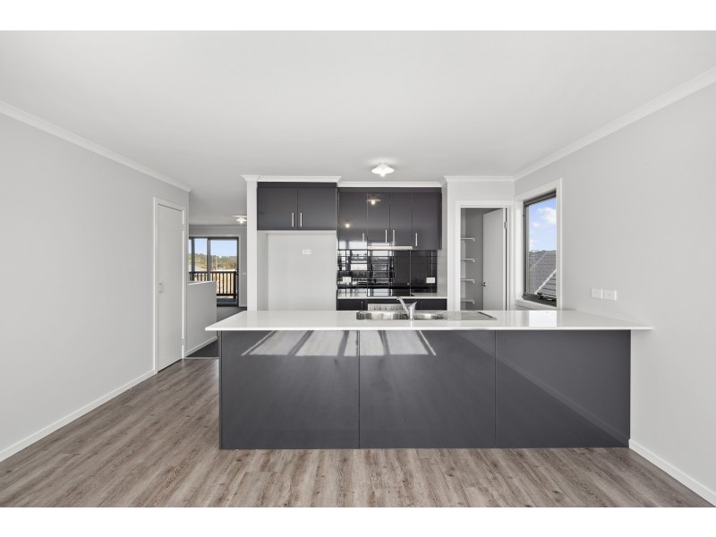 57 Boardwalk Boulevard, Cowes VIC 3922