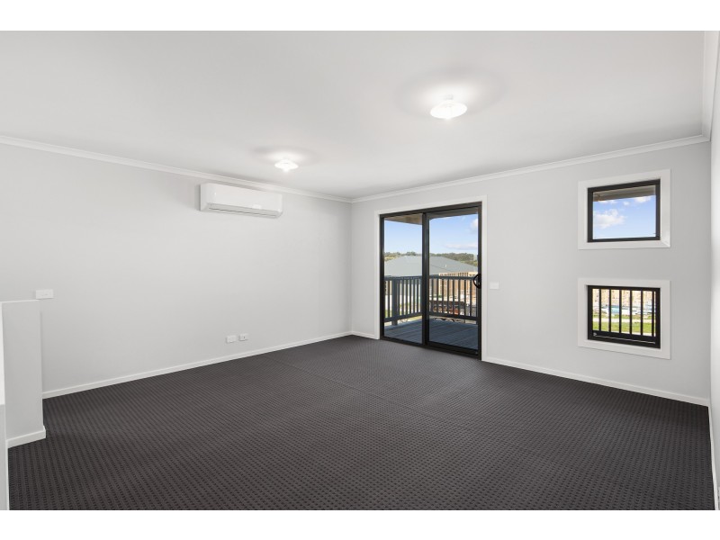 57 Boardwalk Boulevard, Cowes VIC 3922