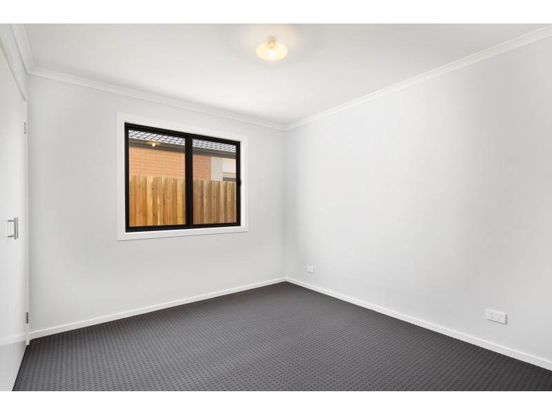 57 Boardwalk Boulevard, Cowes VIC 3922