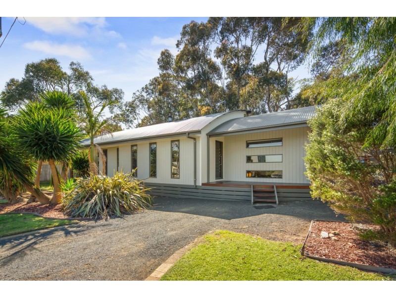 2 Terry Crescent, Wimbledon Heights VIC 3922