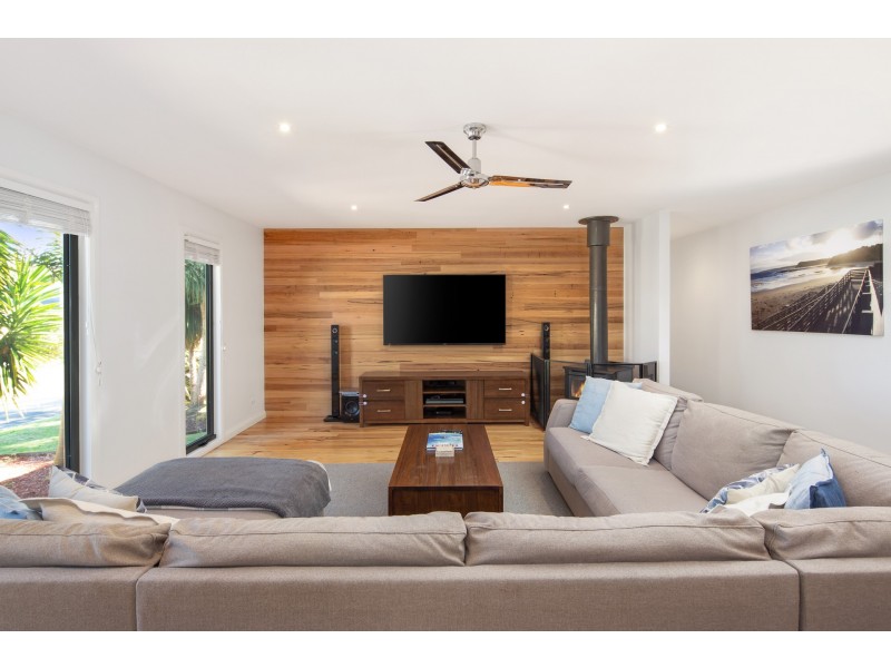 2 Terry Crescent, Wimbledon Heights VIC 3922