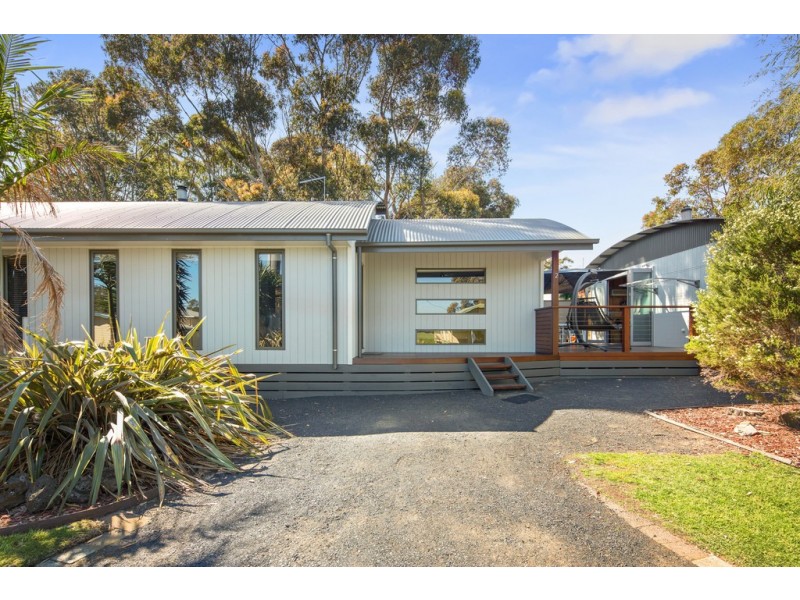 2 Terry Crescent, Wimbledon Heights VIC 3922