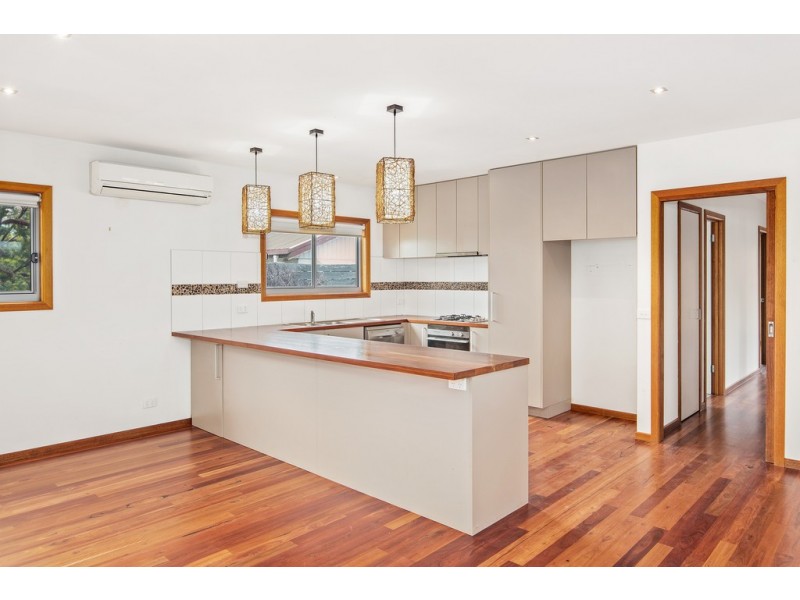10 Kendall Avenue, Cape Woolamai VIC 3925