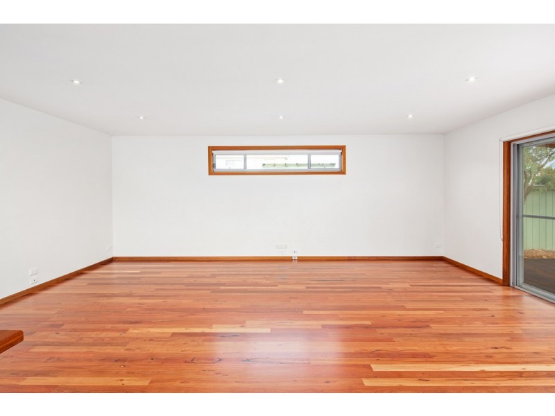 10 Kendall Avenue, Cape Woolamai VIC 3925