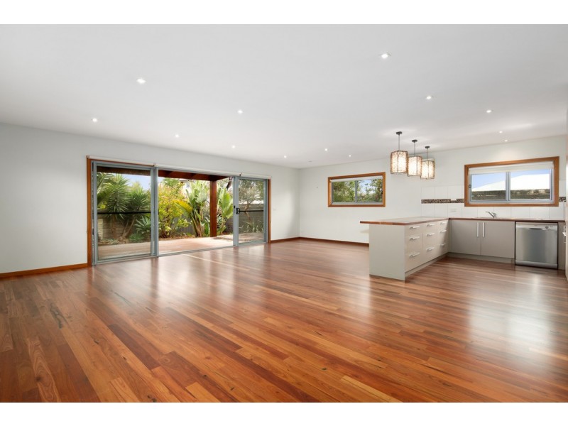 10 Kendall Avenue, Cape Woolamai VIC 3925